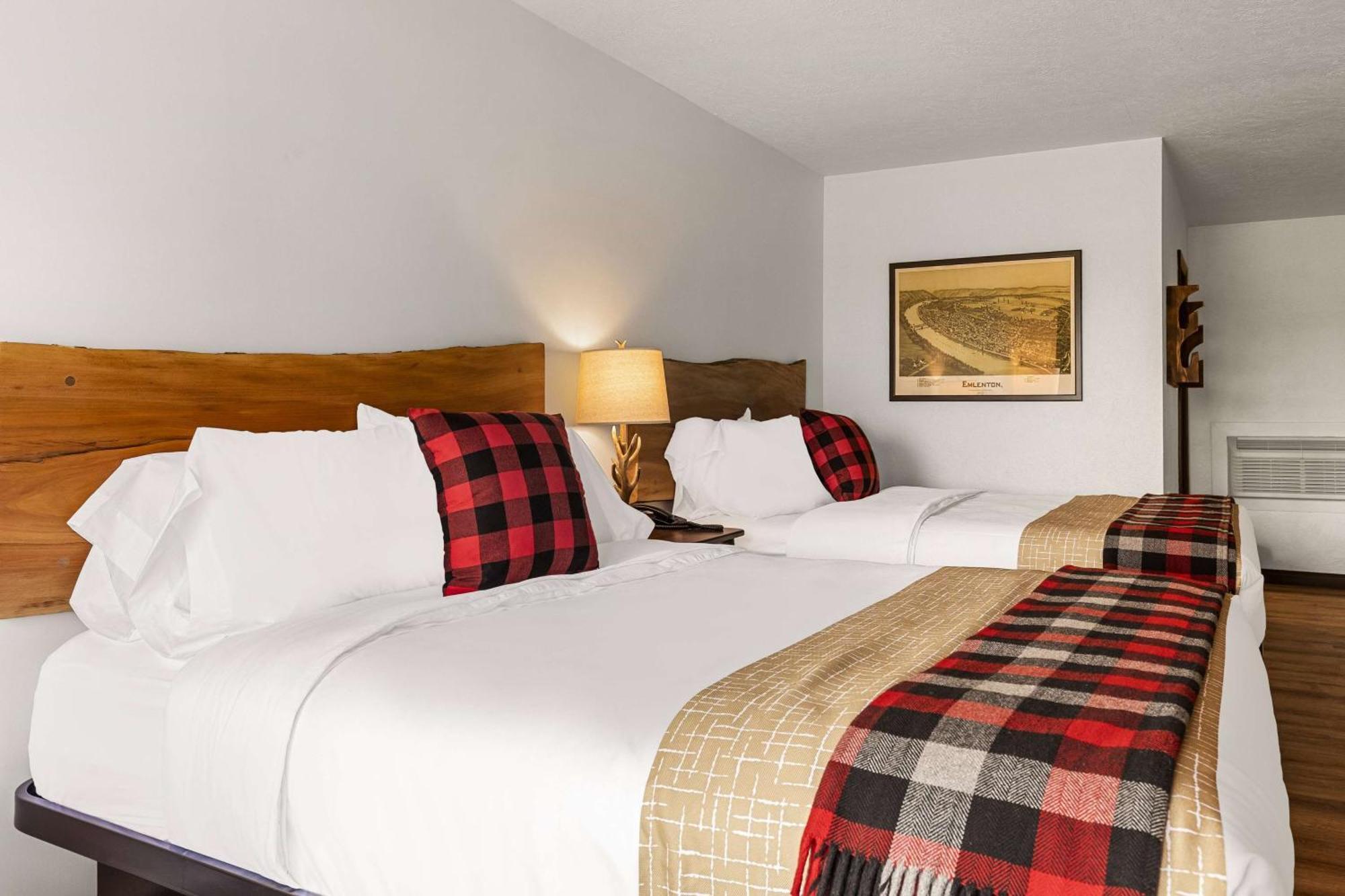 Travelodge By Wyndham Emlenton Extérieur photo